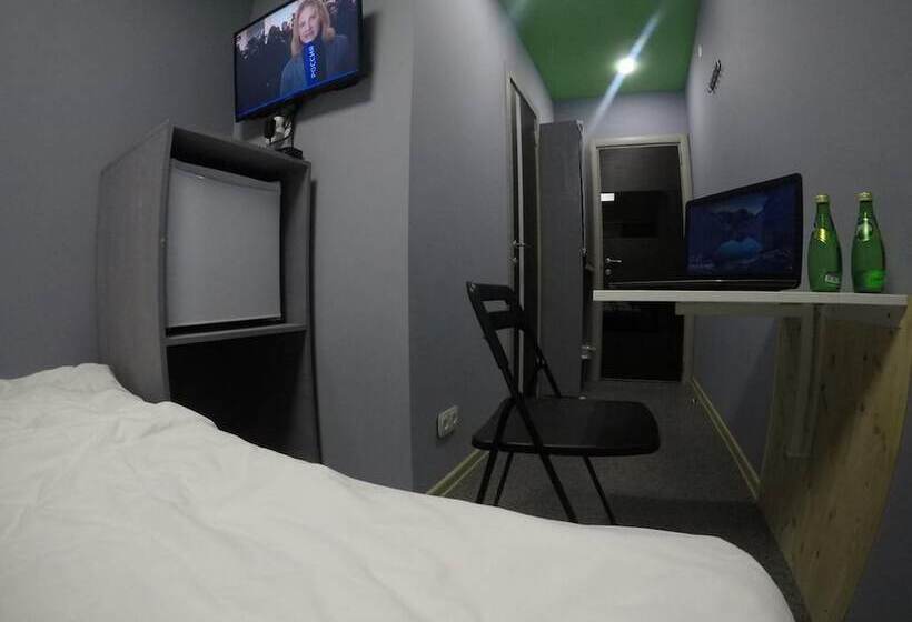 Quarto Estandar, Quantroom