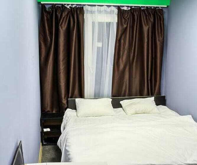 Quarto Estandar, Quantroom