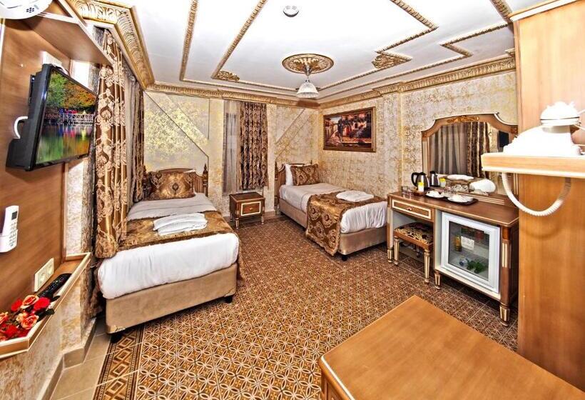 Standard Triple Room, Sirkeci Gar