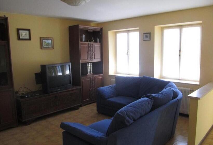 浴室共有ファミリールーム, Alloggio Agrituristico Ronchi Di Fornalis
