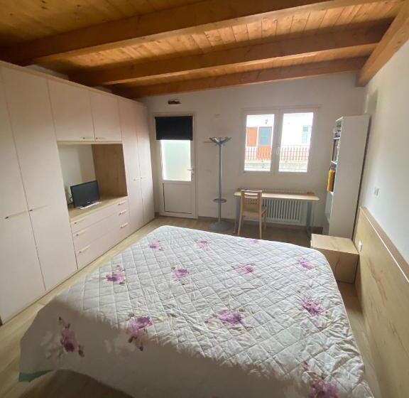スタンダードルーム, Alloggio Agrituristico Ronchi Di Fornalis