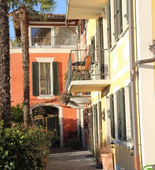 اتاق استاندارد با چشم‌انداز دریاچه, Casa Concerto