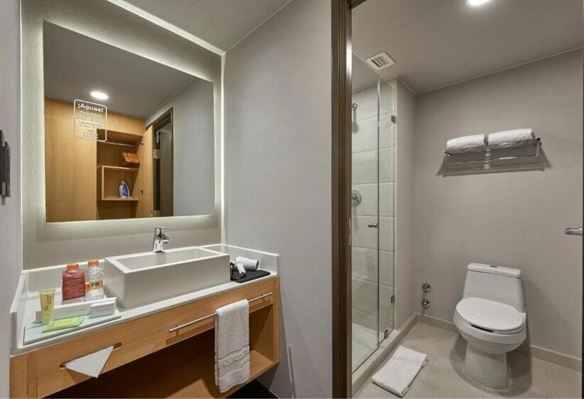 Люкс, City Express Suites By Marriott Cancún Aeropuerto