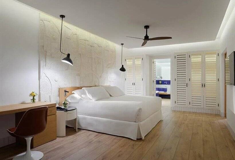 Suite, H10 Atlantic Sunset Horizons Collection