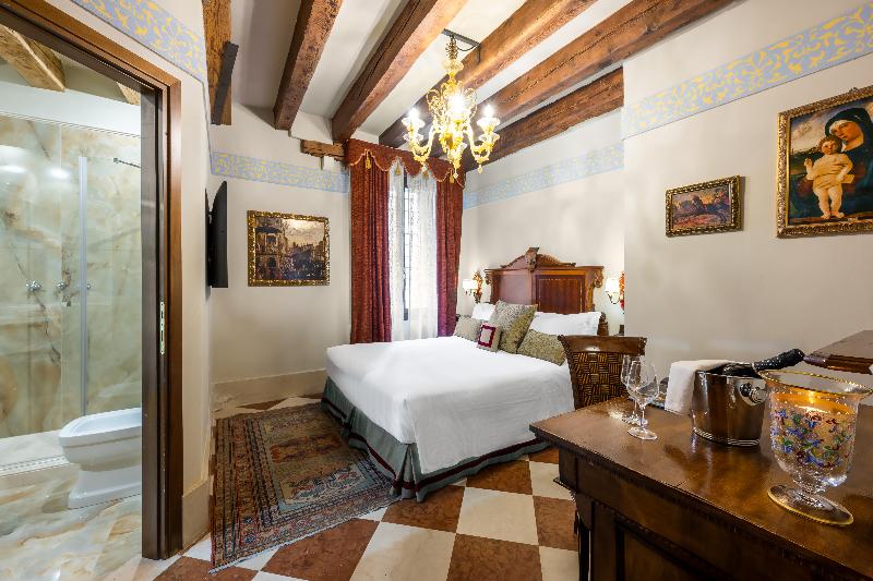 اتاق لوکس, The Ruma Hotel And Residences