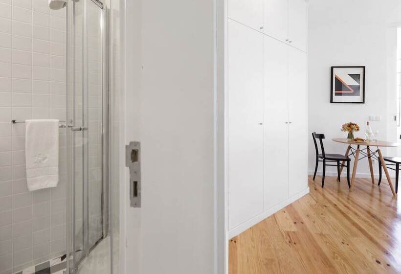 Monolocale Superiore, Lisbon Serviced Apartments   Castelo S. Jorge