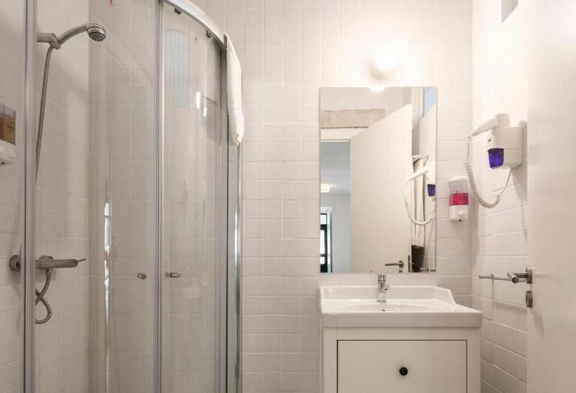 Monolocale Deluxe, Lisbon Serviced Apartments   Castelo S. Jorge