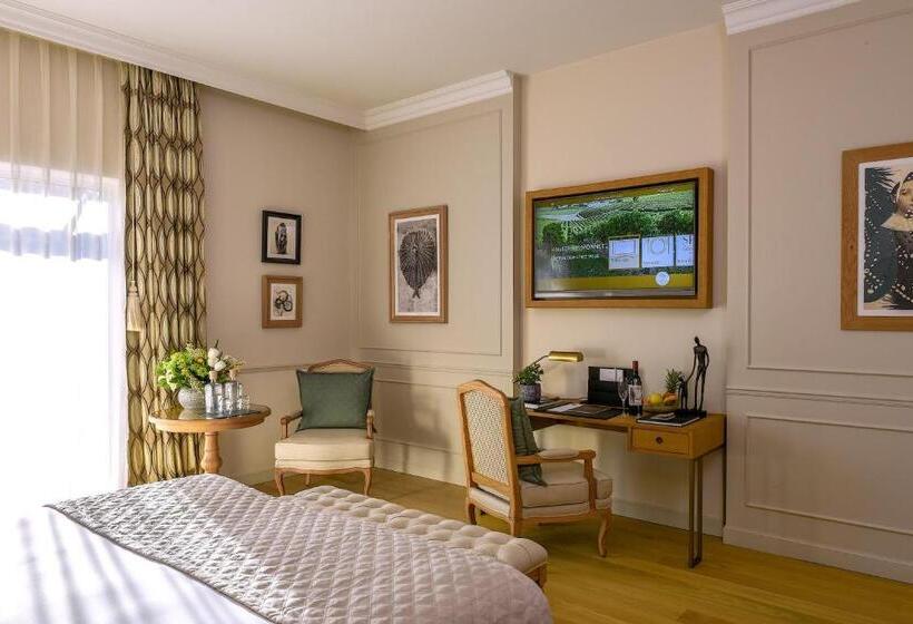 Номер Deluxe, Chais Monnet & Spa