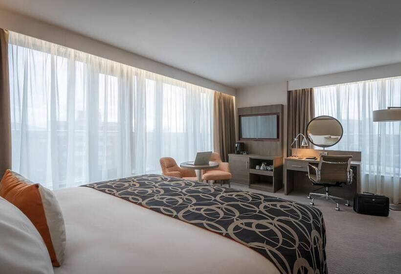 디럭스 룸, Clayton Hotel Charlemont
