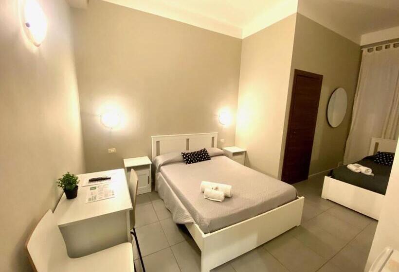 اتاق استاندارد سه نفره, Golden Milano