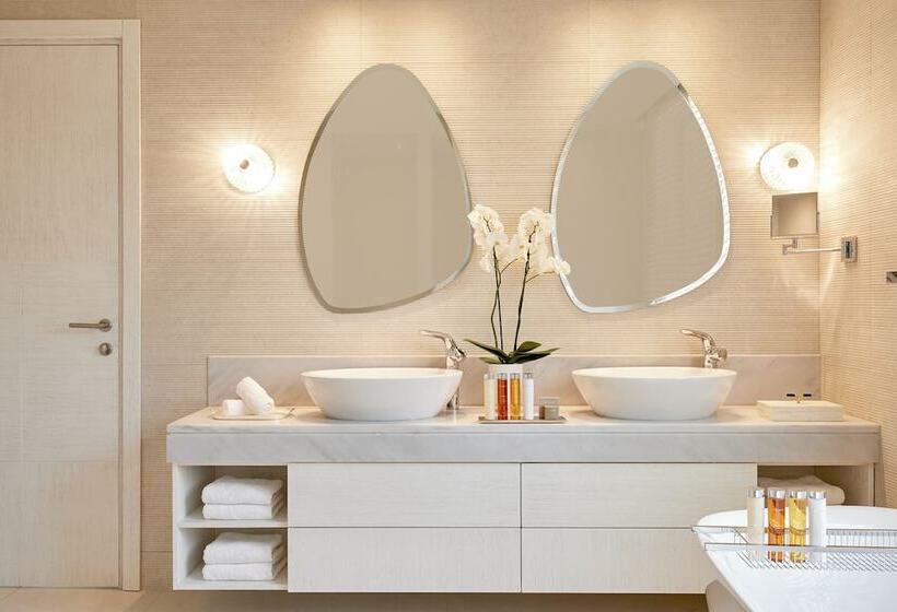 Deluxe Junior Suite met Uitzicht op Zee, Ikos Aria