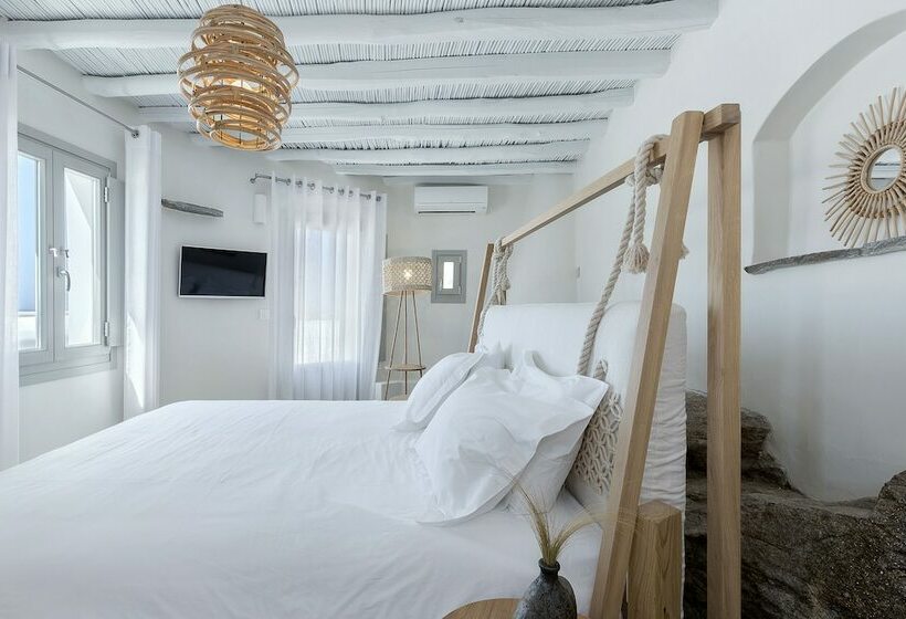 Полулюкс Вид на Море, Legacy Suites