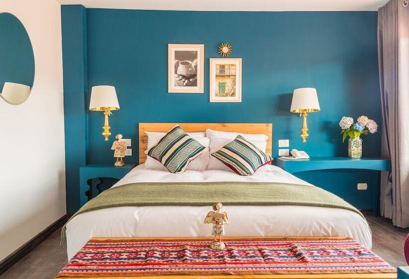 Quarto Superior, Tariq Boutique