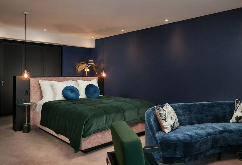 Penthouse Suite, Van Der Valk Hotel Amsterdam   Amstel