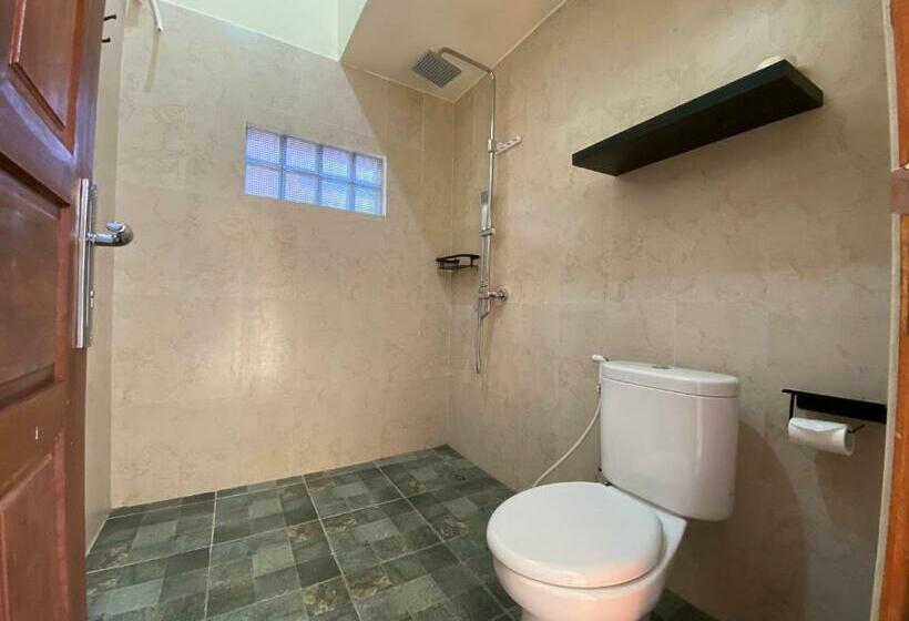 디럭스 룸, Dewa Hostel