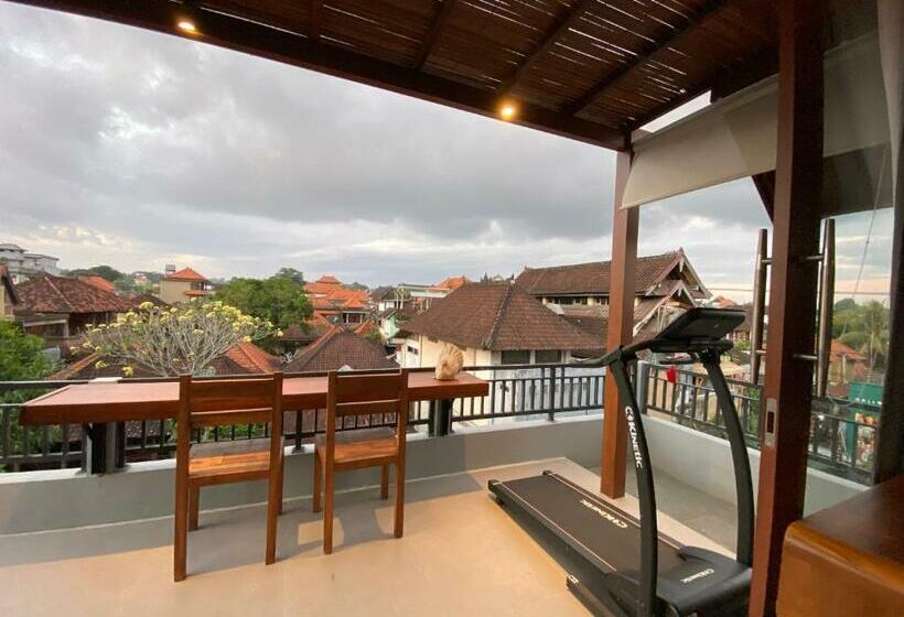 스탠다드 룸 산 전망, Dewa Hostel