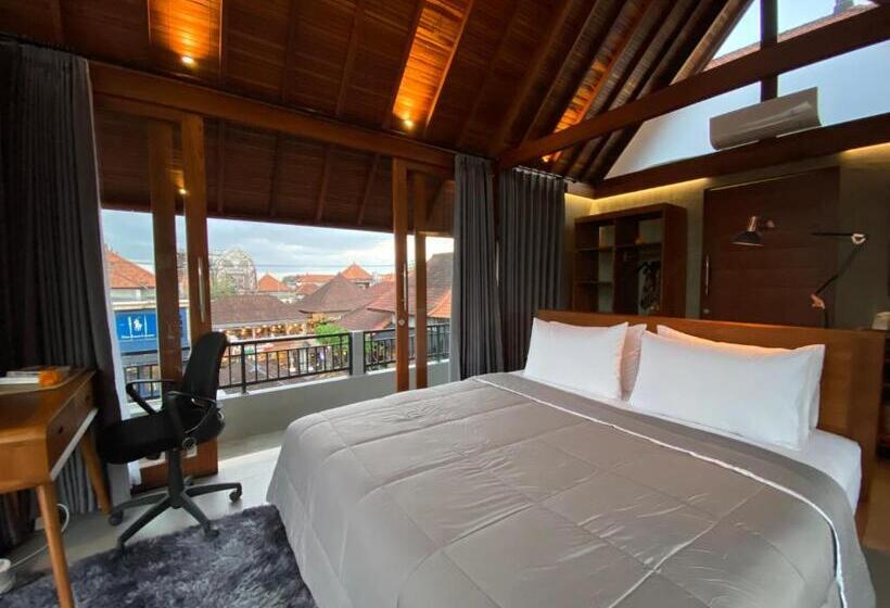 스탠다드 룸 산 전망, Dewa Hostel