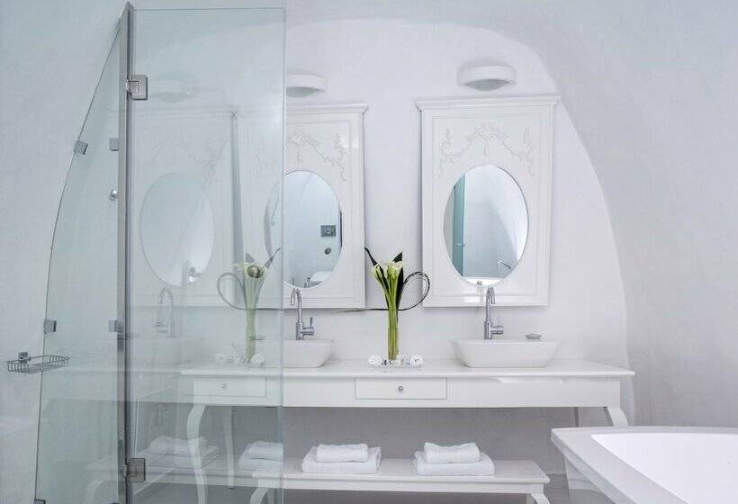 Люкс с Бассейном, Canaves Oia Suites   Small Luxury Hotels Of The World