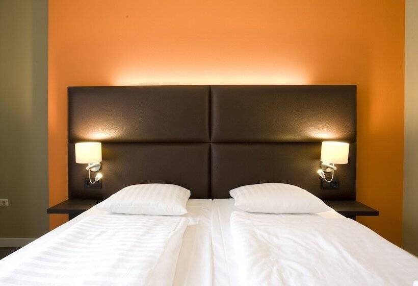 Семейный Номер, Roermond Next Door