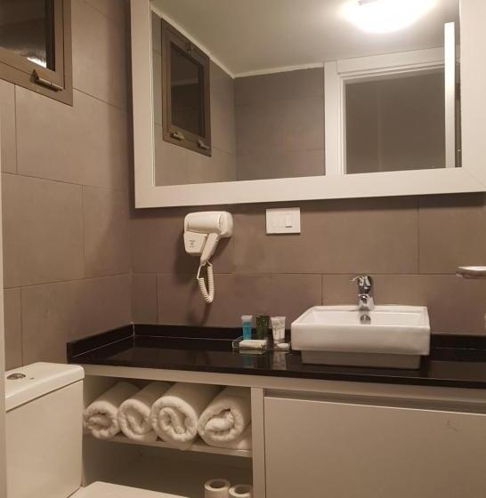 استودیو خانوادگی, B Residence