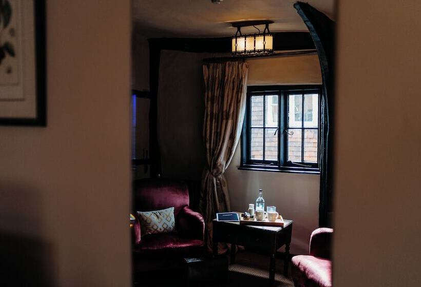 Люкс, The Crown Inn