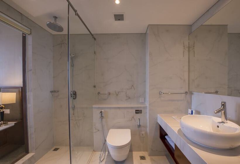 اتاق لوکس, Wyndham Garden Hanoi