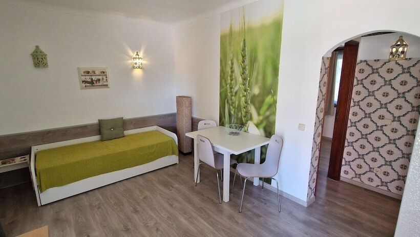 Студия Стандарт, Casa Rosa Montes