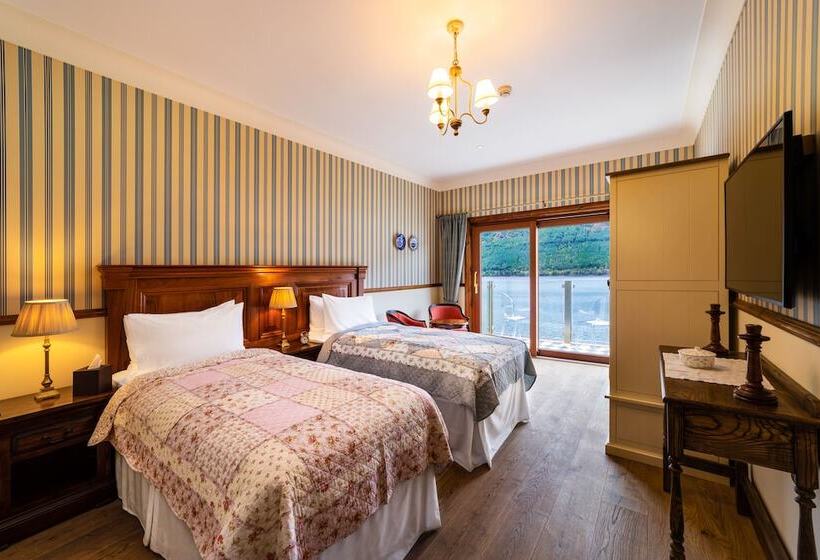 带大床的高级房间, The Whispering Pine Lodge