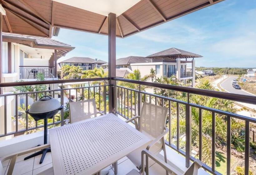 스탠다드 스튜디오, Oaks Casuarina Santai Resort