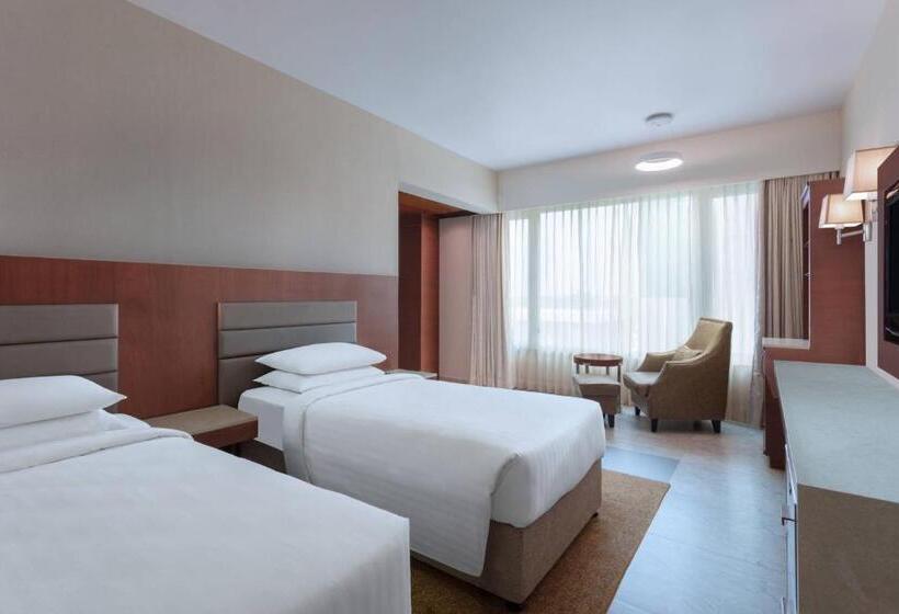 琮城市景观的豪华间, Courtyard By Marriott Madurai