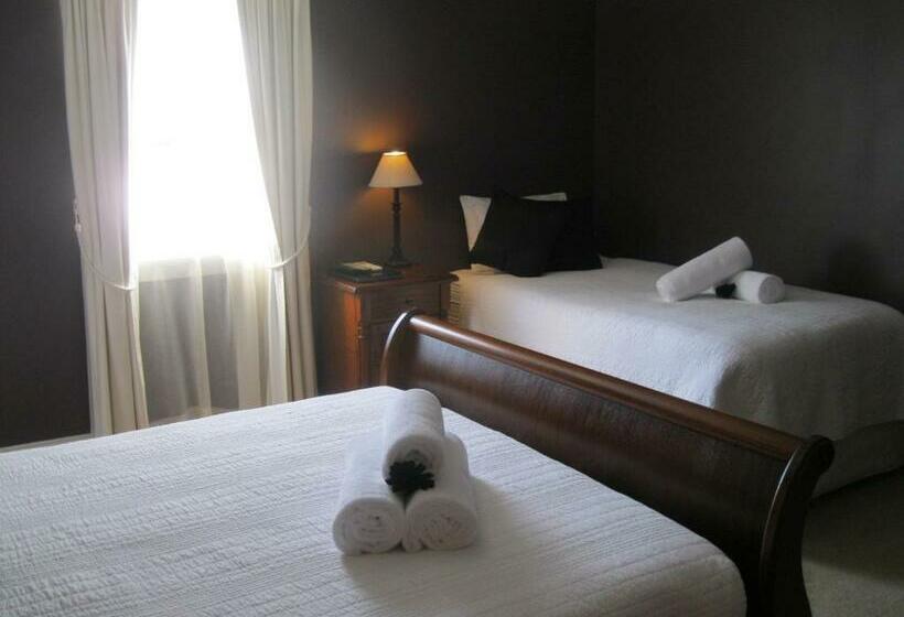 Семейный Номер, Heritage Guesthouse