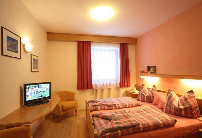 Апартаменты 1 Спальня, Residence Sas Vanna