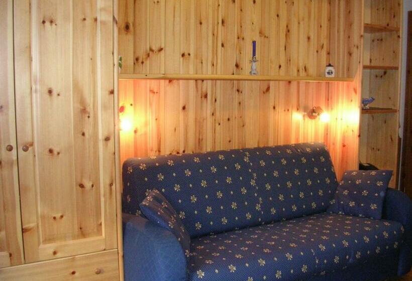 استودیوی استاندارد, Chalet Bucaneve