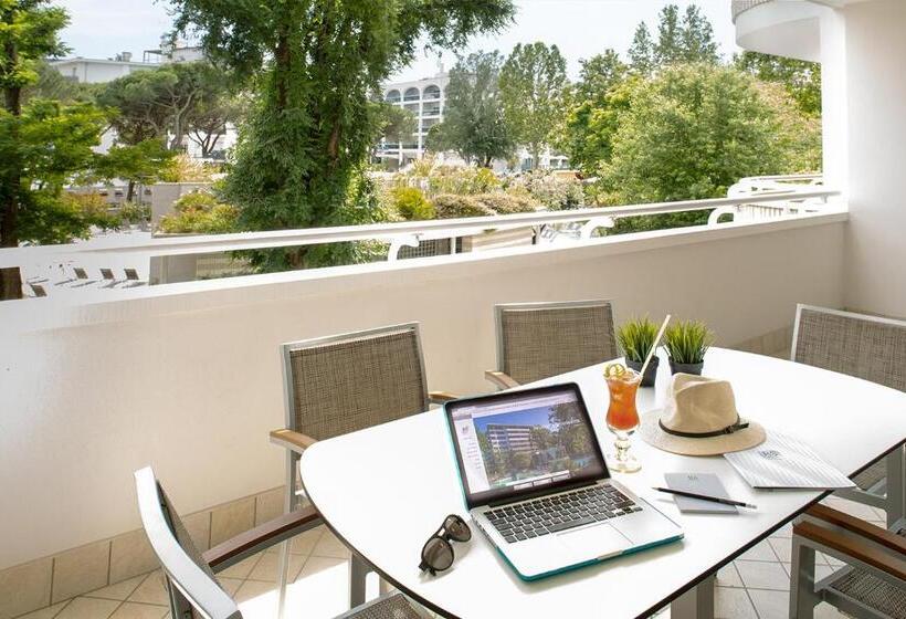 Апартаменты Deluxe 2 Спальни, Residence Serenissima