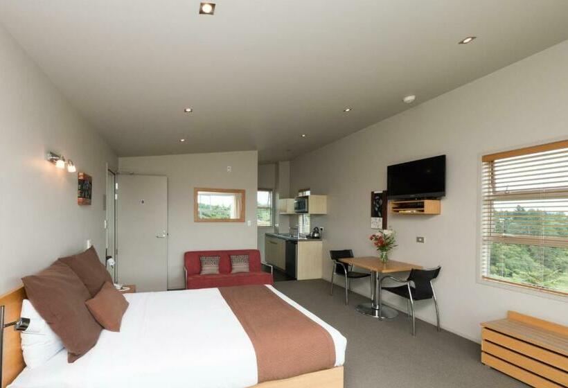 Студия Классика, One Burgess Hill