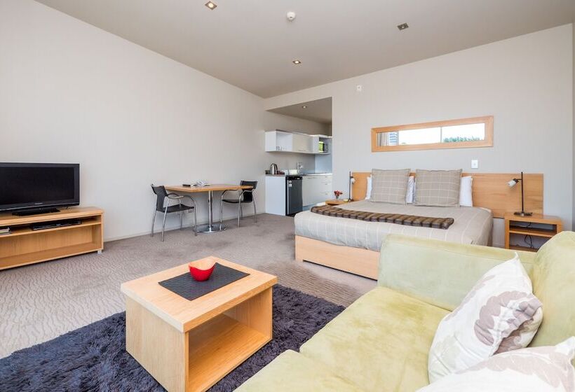 Студио Стандарт Кровать Кинг, One Burgess Hill