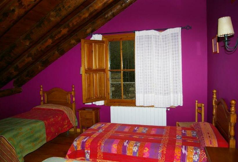 Номер Стандарт, Hosteleria Santa Cruz