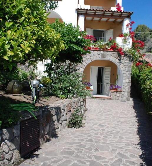 استودیو استاندارد با چشم‌انداز باغ, Costa Residence Vacanze