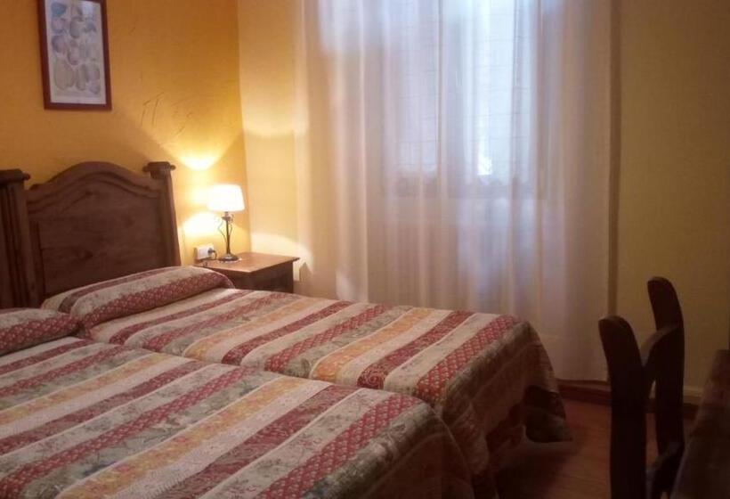 Номер Стандарт, Hostal Casa Sario