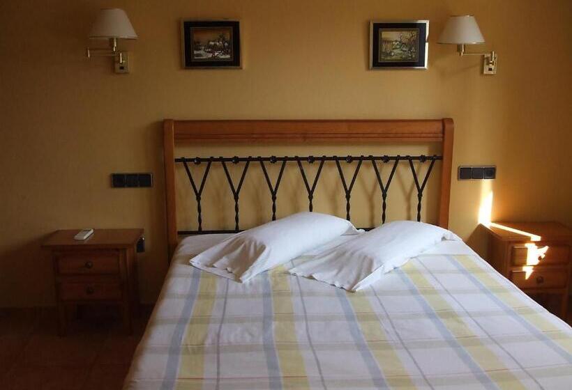 Номер Стандарт, Hostal Mont Rock