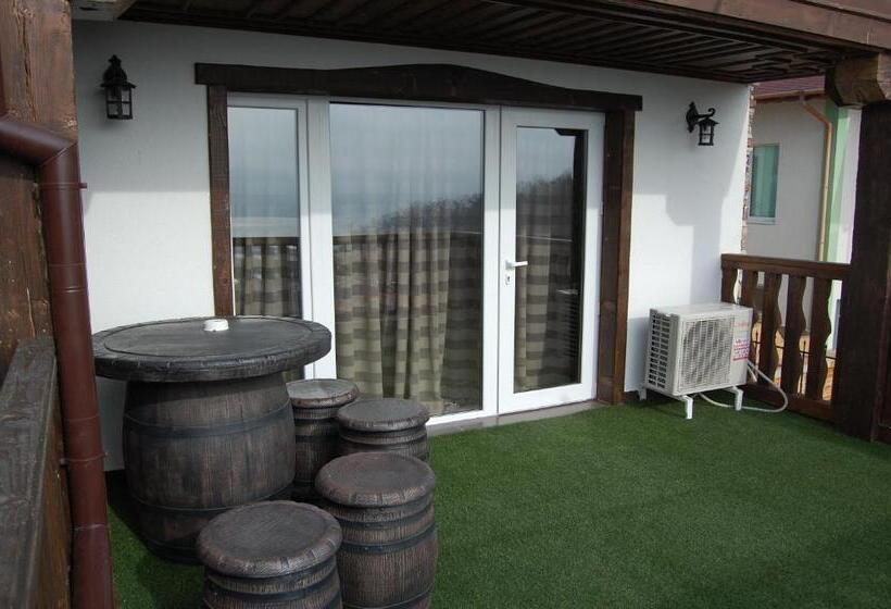חדר משפחתי, Aparthotel Seasons Glavatarski Han