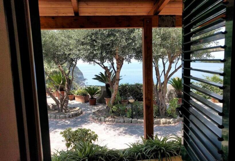 Quarto Estandar Vista Mar com Sacada, Residence Giardino Del Sole