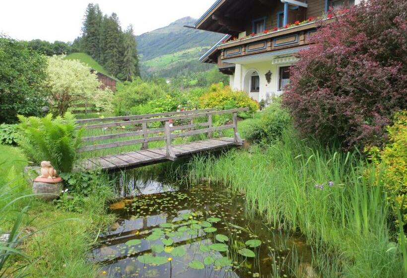 Номер Стандарт с Балконом, Gästehaus Scharler