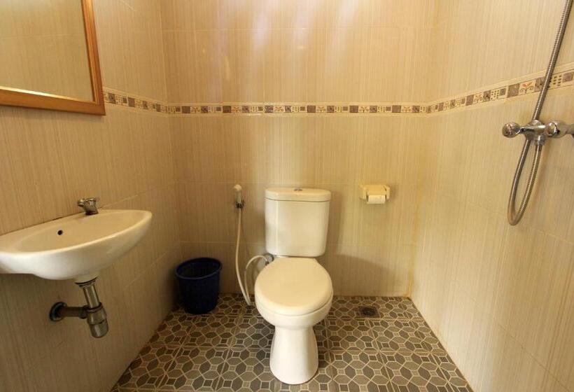 Номер Стандарт, Gusti Kaler House