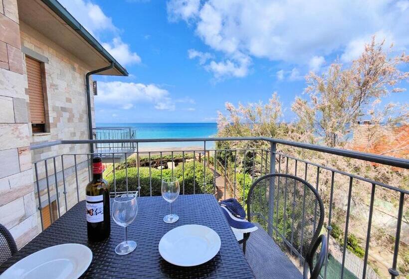 آپارتمان 1 خوابه با بالکن, Le Dune Sea View Apartments   Futura Cav