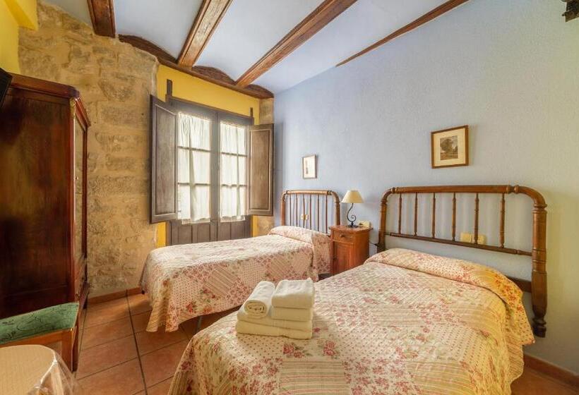 Quarto Estandar, Fonda La Plaza