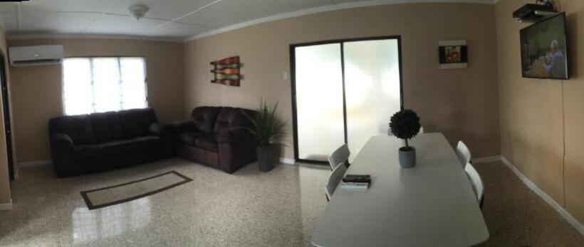 带3个卧室的别墅, Arecibo Inn