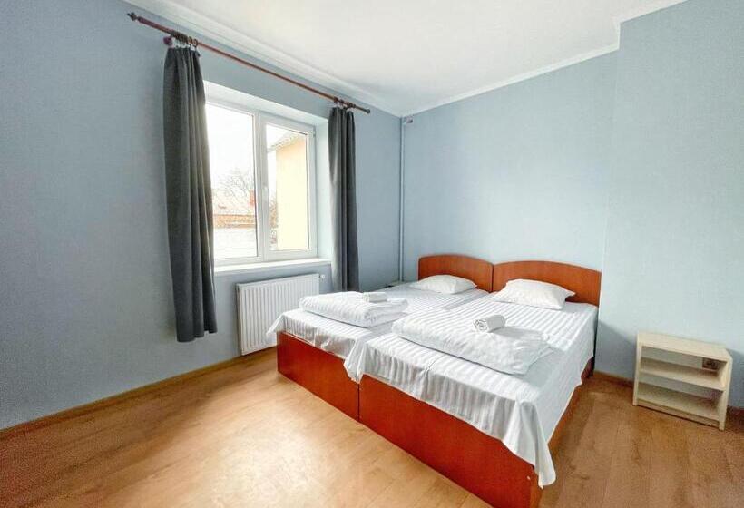 غرفة كومفورت, Guest House Lviv