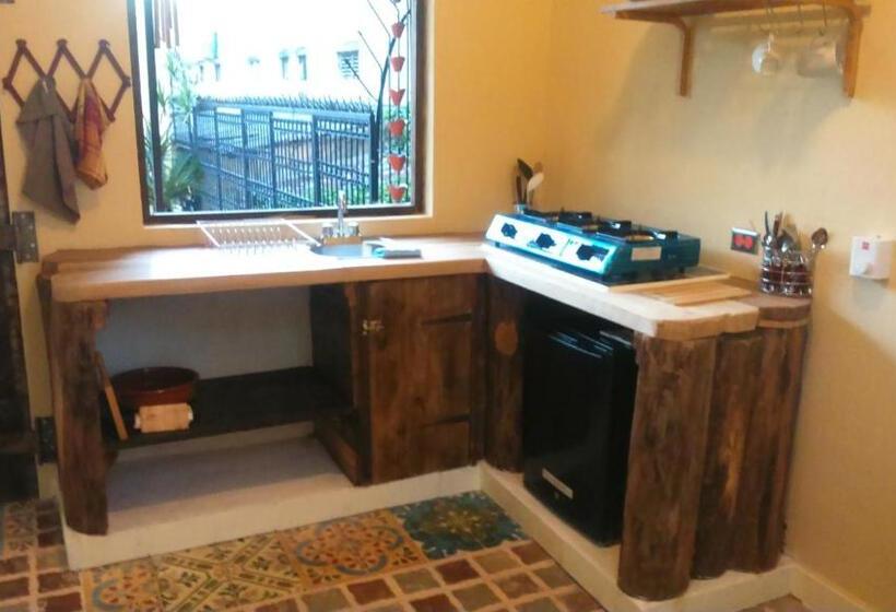 اتاق لوکس, La Choza Guesthouse