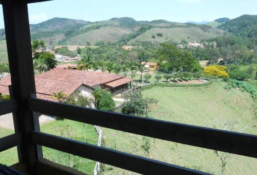 标准间带阳台, Pousada Chapadão